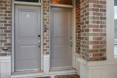 Photo 1 at 7 - 125 Kayla Crescent, Maple, Vaughan