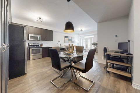 Photo 17 at 7 - 125 Kayla Crescent, Maple, Vaughan