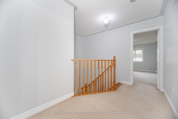 Photo 19 at 90 Crumlin Crescent, Credit Valley, Brampton