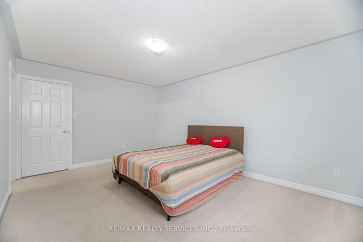 Photo 21 at 90 Crumlin Crescent, Credit Valley, Brampton