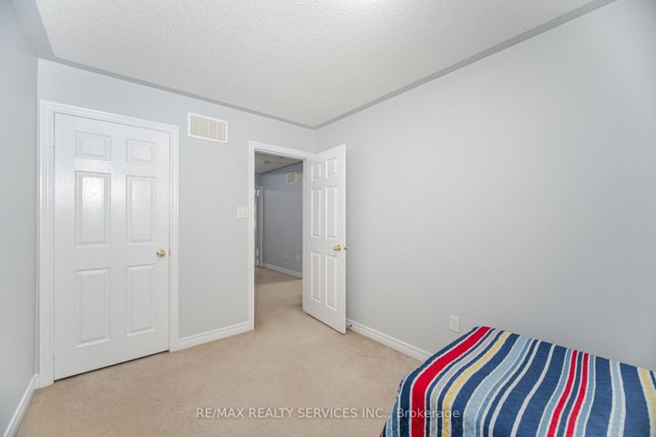 Photo 25 at 90 Crumlin Crescent, Credit Valley, Brampton