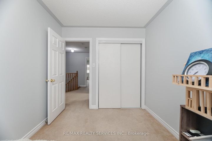 Photo 27 at 90 Crumlin Crescent, Credit Valley, Brampton