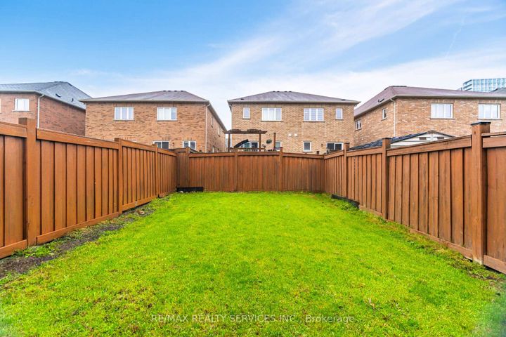 Photo 36 at 90 Crumlin Crescent, Credit Valley, Brampton