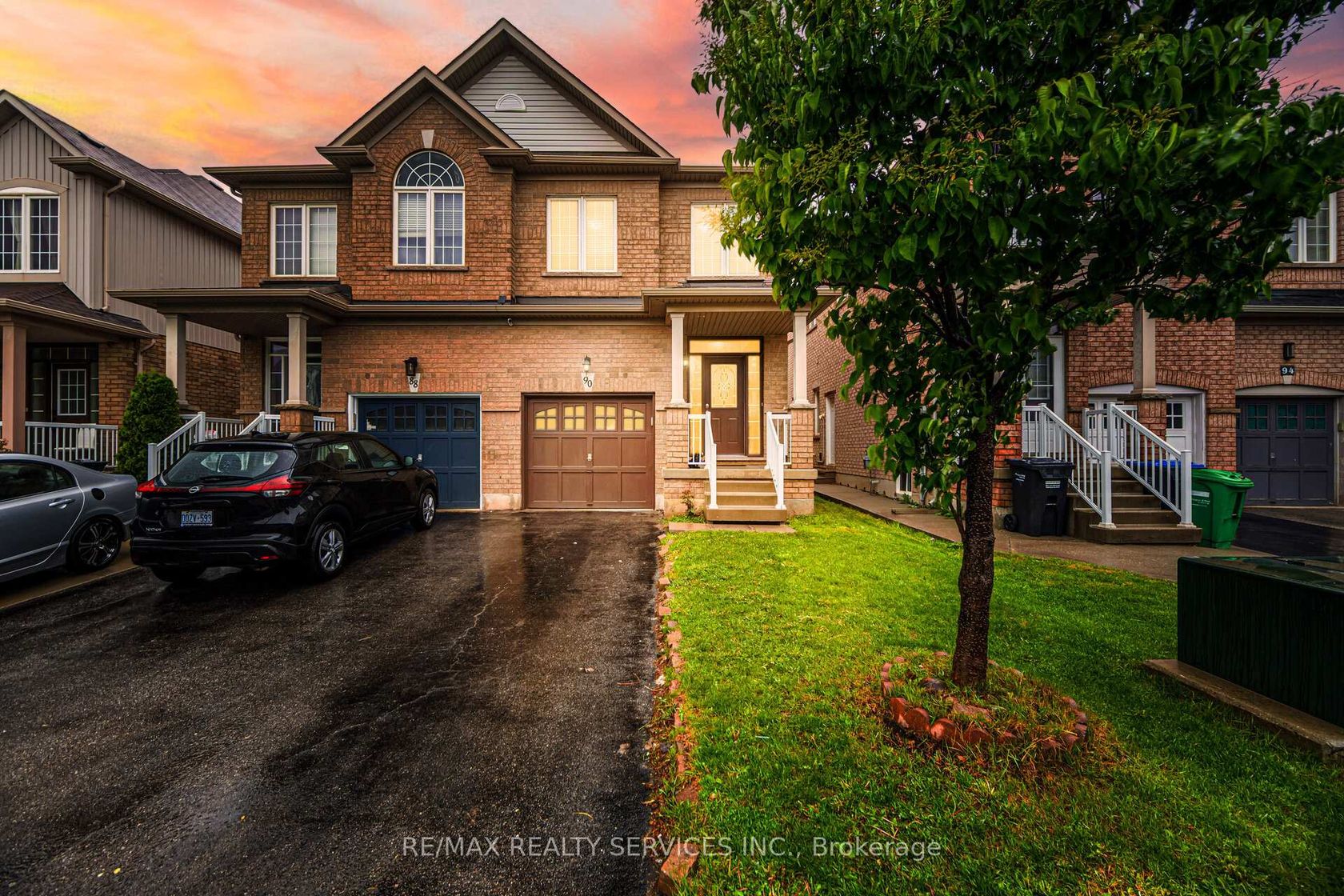 90 Crumlin Crescent, Credit Valley, Brampton 2
