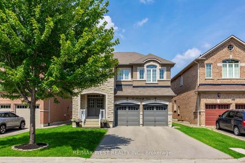 Photo 1 at 16 Heathcliffe Drive, Vellore Village, Vaughan