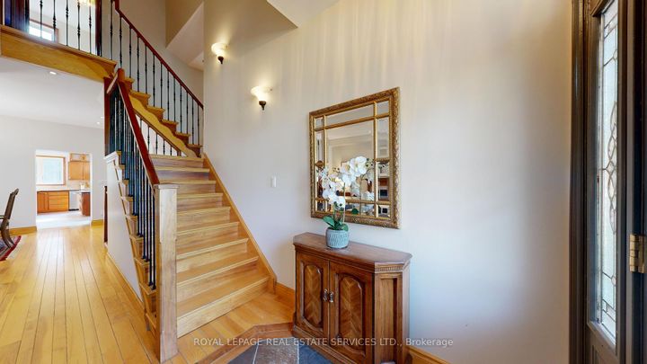 Photo 5 at 105 Botfield Avenue, City Centre West, Toronto