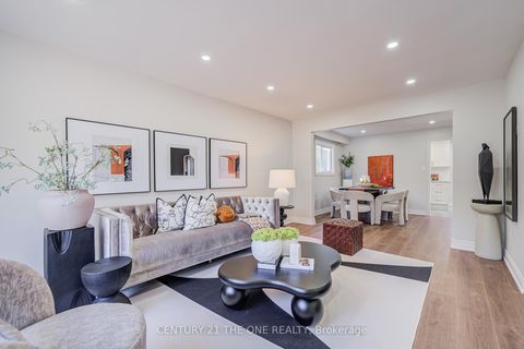 Photo 6 at 54 Marblemount Crescent, Sullivan, Toronto