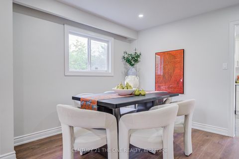 Photo 8 at 54 Marblemount Crescent, Sullivan, Toronto