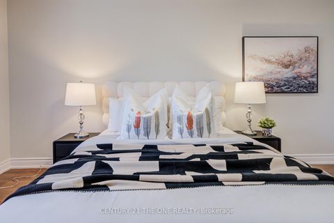 Photo 32 at 54 Marblemount Crescent, Sullivan, Toronto