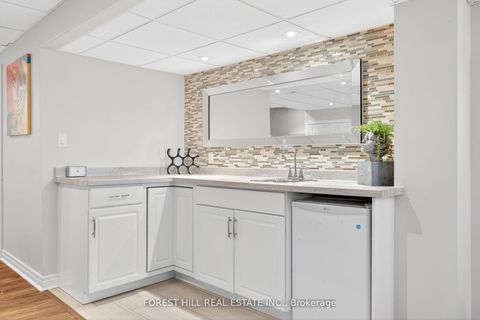 Photo 29 at 9 Robert Green Crescent, Patterson, Vaughan