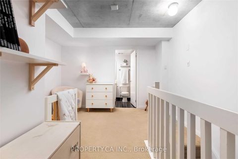 Photo 6 at 302 - 954 King Street W, Niagara, Toronto