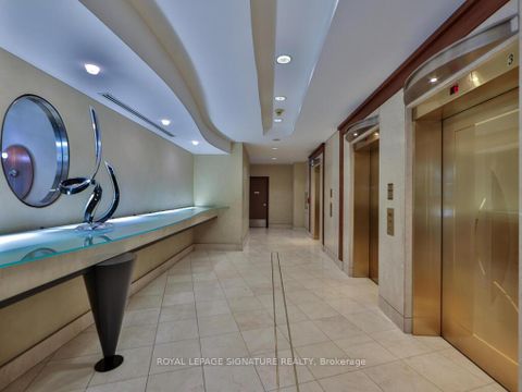 Photo 2 at 318 - 168 Simcoe Street, Waterfront Communities C1, Toronto