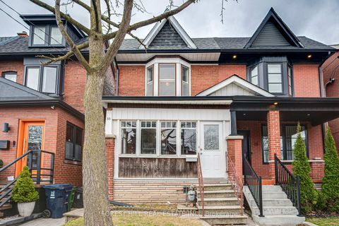 Photo 1 at 33 Hounslow Heath Road, Pellam Park, Toronto