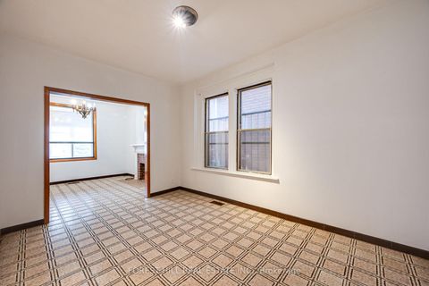 Photo 5 at 33 Hounslow Heath Road, Pellam Park, Toronto