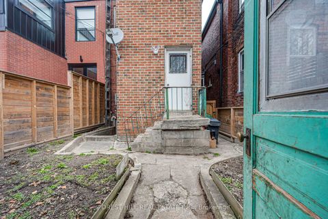 Photo 19 at 33 Hounslow Heath Road, Pellam Park, Toronto
