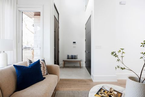 Photo 1 at 121 Markham Street, Bellwoods, Toronto