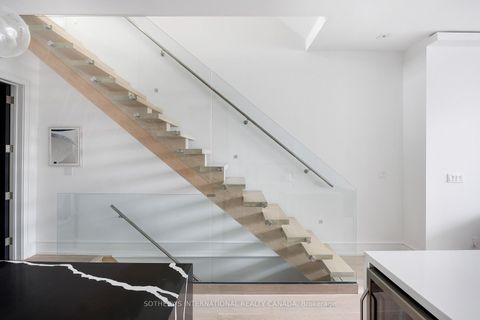 Photo 5 at 121 Markham Street, Bellwoods, Toronto