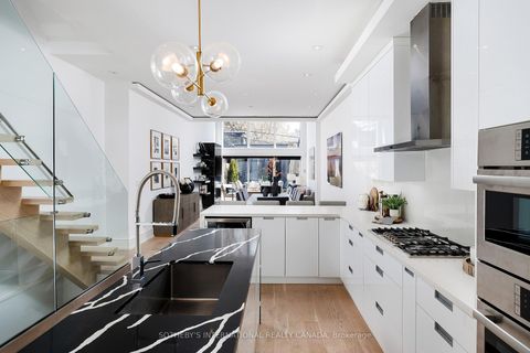 Photo 10 at 121 Markham Street, Bellwoods, Toronto