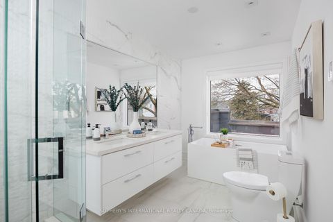 Photo 24 at 121 Markham Street, Bellwoods, Toronto
