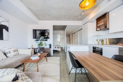 Photo 5 at 308 - 383 Sorauren Avenue, Roncesvalles, Toronto