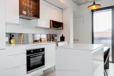 Photo 9 at 308 - 383 Sorauren Avenue, Roncesvalles, Toronto Photo 9 at 308 - 383 Sorauren Avenue, Roncesvalles, Toronto