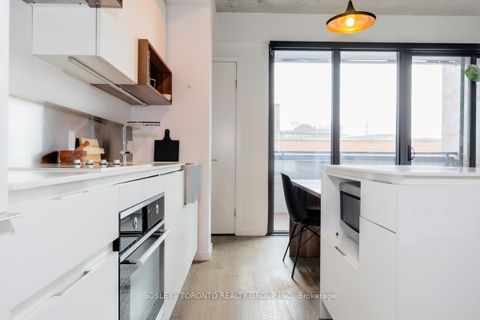 Photo 14 at 308 - 383 Sorauren Avenue, Roncesvalles, Toronto