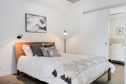 Photo 21 at 308 - 383 Sorauren Avenue, Roncesvalles, Toronto