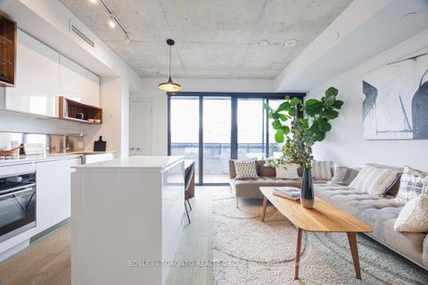 Photo 23 at 308 - 383 Sorauren Avenue, Roncesvalles, Toronto
