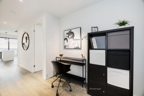 Photo 24 at 308 - 383 Sorauren Avenue, Roncesvalles, Toronto