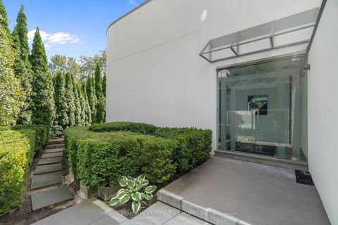 Photo 1 at 25 Misty Crescent, Don Mills, Toronto
