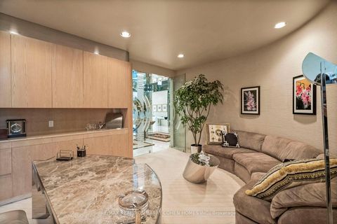 Photo 4 at 25 Misty Crescent, Don Mills, Toronto