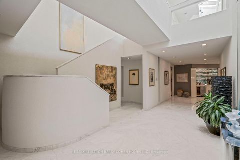 Photo 15 at 25 Misty Crescent, Don Mills, Toronto