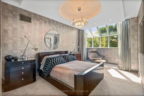 Photo 25 at 25 Misty Crescent, Don Mills, Toronto