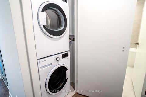 Photo 18 at 1615 - 2020 Bathurst Street, Cedarvale, Toronto