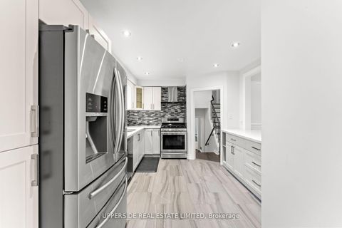 Photo 1 at 16 Janellan Terrace, West Hill, Toronto