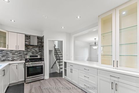 Photo 2 at 16 Janellan Terrace, West Hill, Toronto