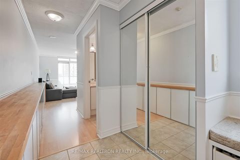 Photo 3 at 803 - 212 Eglinton Avenue E, Mount Pleasant West, Toronto
