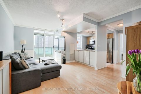 Photo 5 at 803 - 212 Eglinton Avenue E, Mount Pleasant West, Toronto