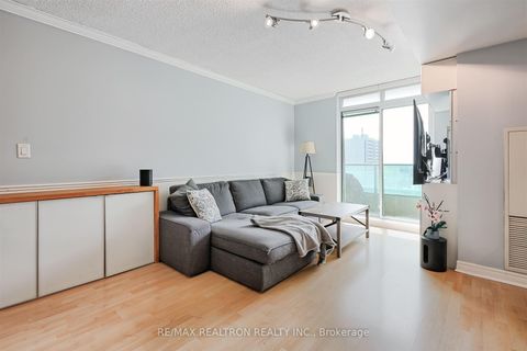 Photo 6 at 803 - 212 Eglinton Avenue E, Mount Pleasant West, Toronto