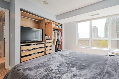 Photo 15 at 803 - 212 Eglinton Avenue E, Mount Pleasant West, Toronto