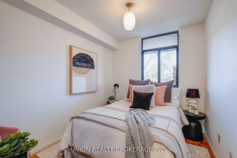 Photo 9 at 5-511 - 50 Old Kingston Road, West Hill, Toronto