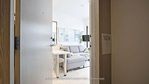 Photo 6 at 1016 - 215 Queen Street W, Waterfront Communities C1, Toronto