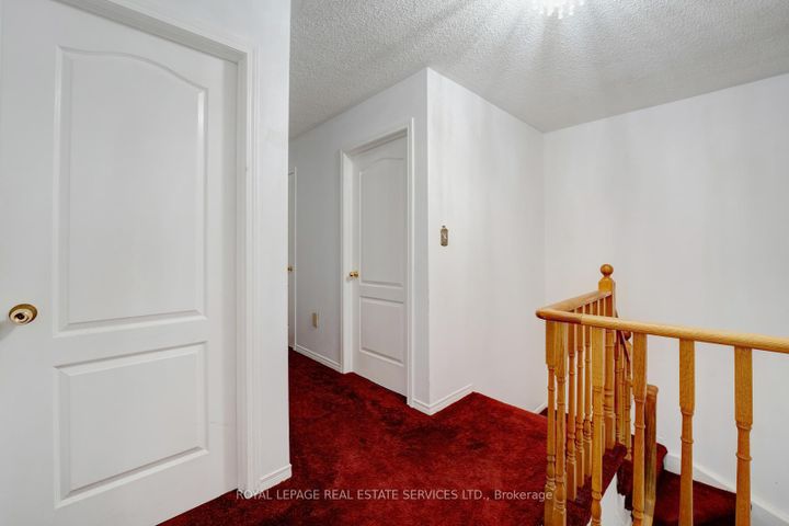 Photo 26 at 73 Mare Crescent, Clairville, Toronto