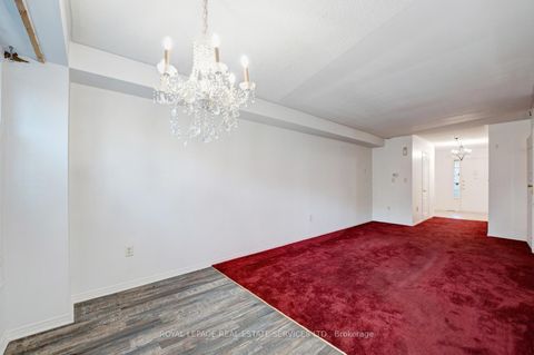 Photo 4 at 73 Mare Crescent, Clairville, Toronto