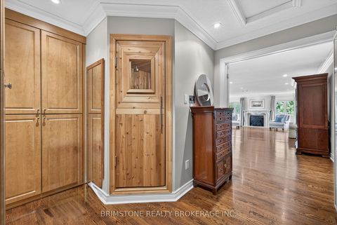 Photo 18 at 123 Salamander Court, Maple, Vaughan