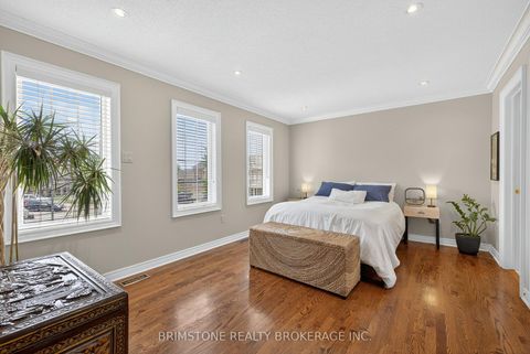 Photo 22 at 123 Salamander Court, Maple, Vaughan