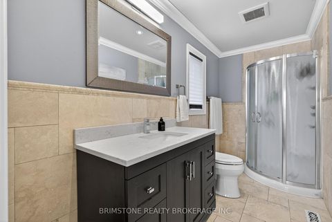 Photo 23 at 123 Salamander Court, Maple, Vaughan