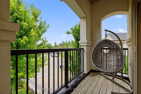 Photo 25 at 123 Salamander Court, Maple, Vaughan
