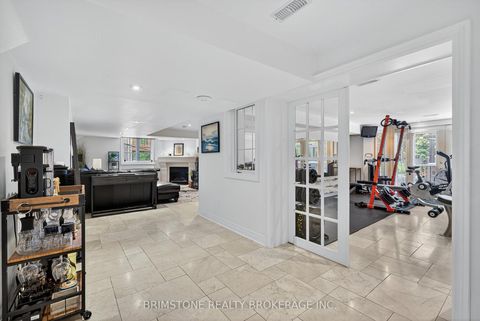 Photo 31 at 123 Salamander Court, Maple, Vaughan