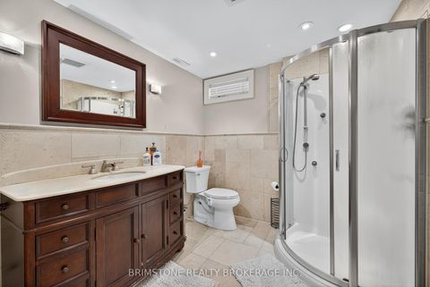 Photo 35 at 123 Salamander Court, Maple, Vaughan
